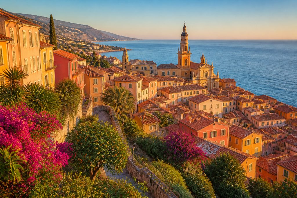 Menton : découvrez ses trésors entre mer et jardins